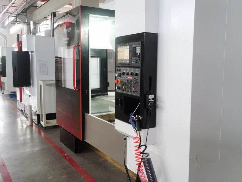 vmc-640-cnc-milling-machine-bt30-spindle-34-axis-aluminum-steel-machining-center-with-12-tool-atc-small-3