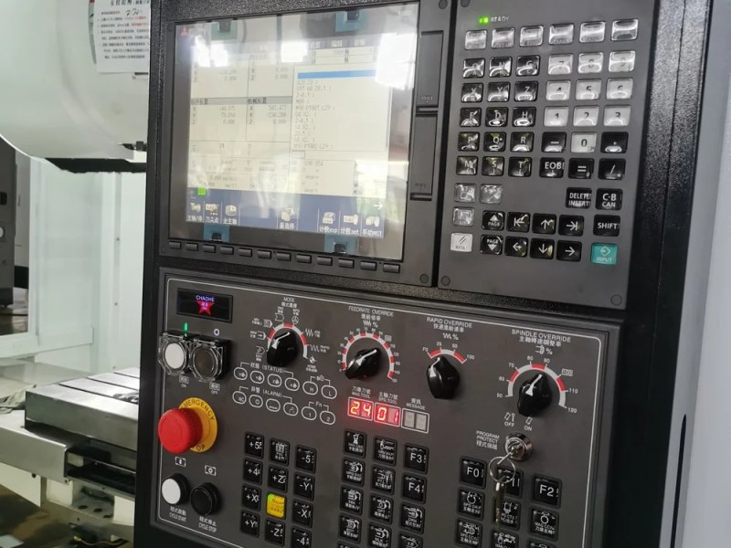 vmc-640-cnc-milling-machine-bt30-spindle-34-axis-aluminum-steel-machining-center-with-12-tool-atc-small-1